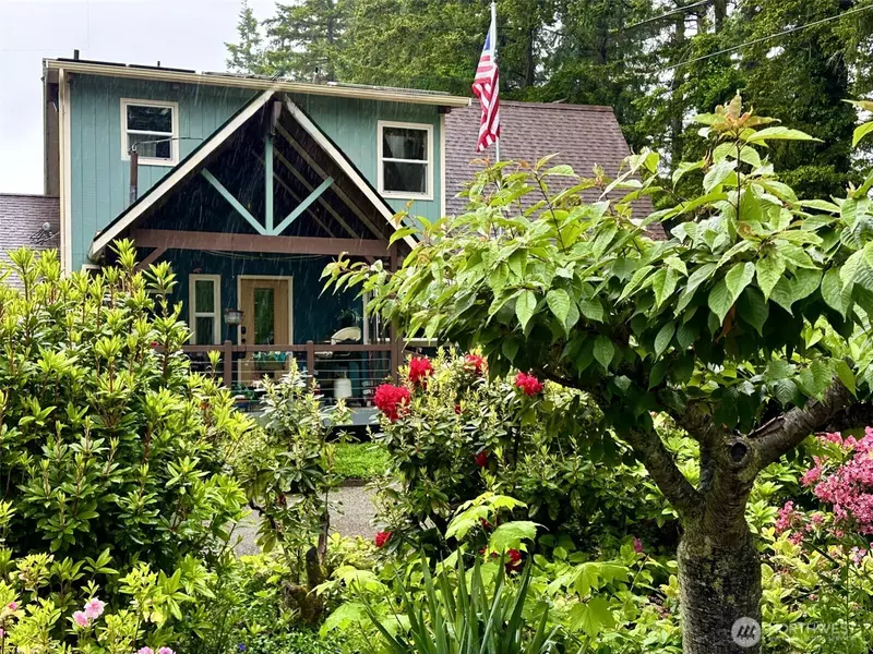 397 MacBrae DR, Camano Island, WA 98282