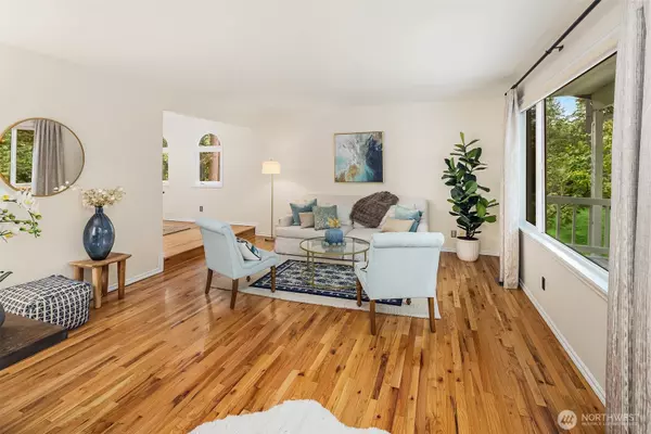 Woodinville, WA 98072,14523 NE 169th ST