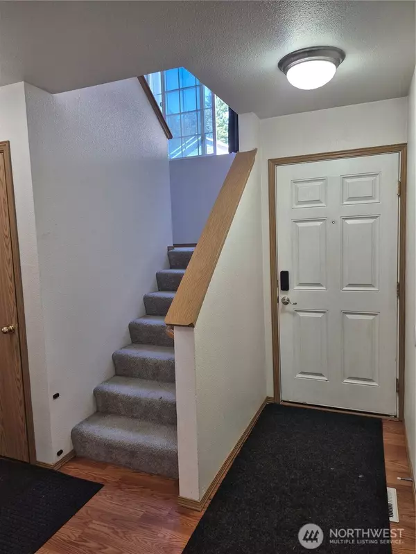 Bremerton, WA 98311,2066 NE Green Glen LN