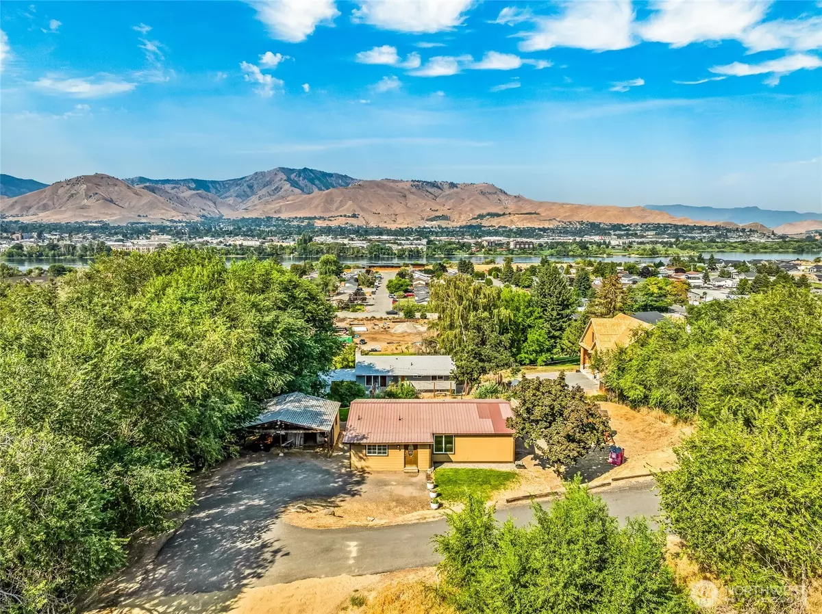 East Wenatchee, WA 98802,2152 Sunset Hwy