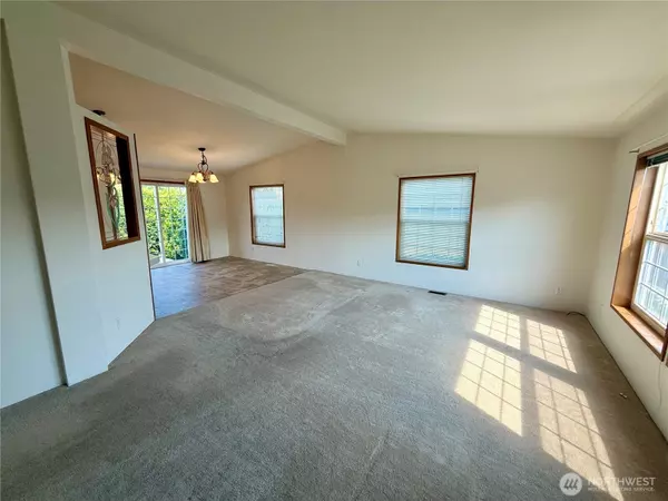 Wenatchee, WA 98801,1628 Pleasant AVE