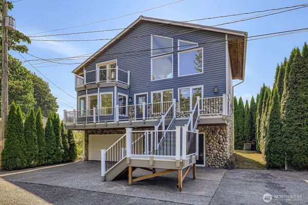 907 Broadway ST, Arlington, WA 98223