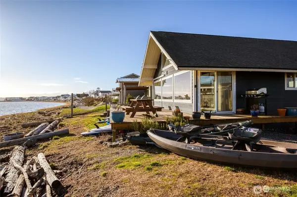 Ferndale, WA 98248,4144 Saltspring DR