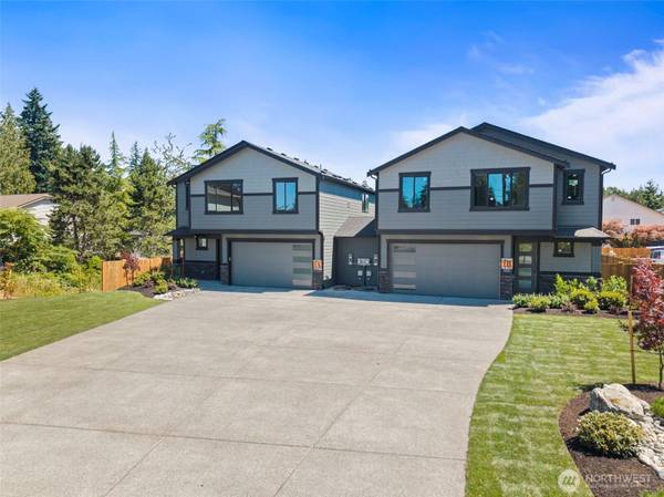 13811 48th DR SE #B, Snohomish, WA 98296