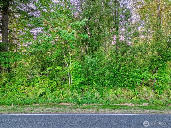 9547 Harvey RD, Blaine, WA 98230