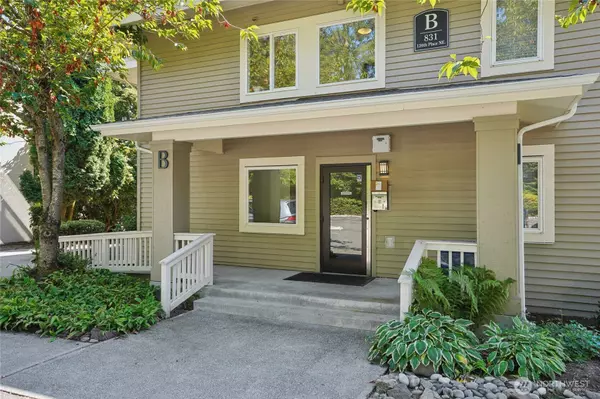 Bellevue, WA 98005,831 126th PL NE #B204
