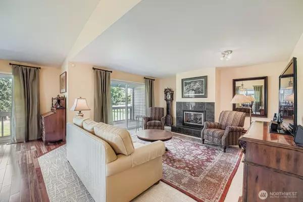 Federal Way, WA 98023,2730 SW 327th ST #D18
