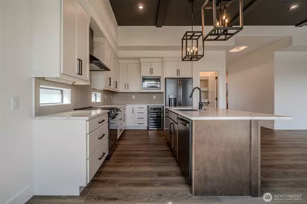 Wenatchee, WA 98801,958 Racine Springs DR