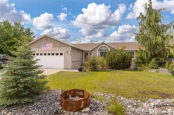 2335 Veedol DR, East Wenatchee, WA 98802