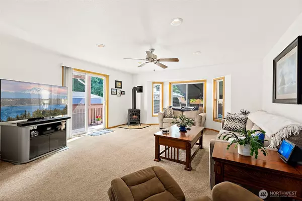 Bonney Lake, WA 98391,20109 Cascade DR E