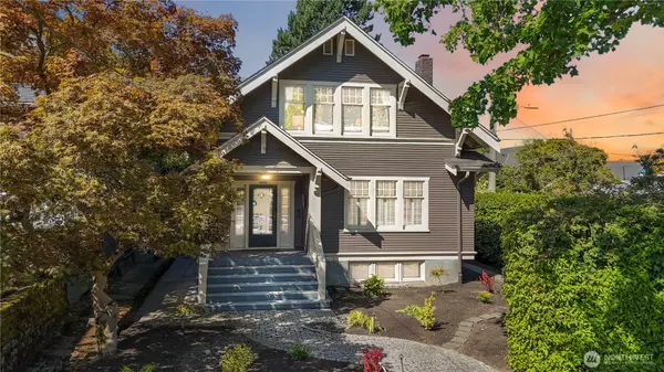 2033 11th AVE E, Seattle, WA 98102