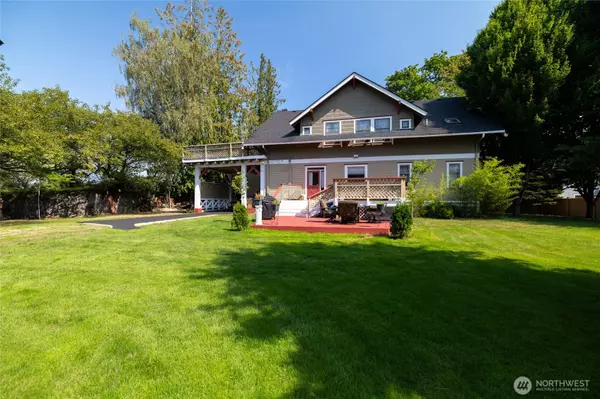 Centralia, WA 98531,1011 Caveness DR