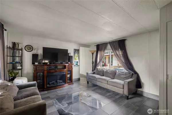 Federal Way, WA 98003,3001 S 288th ST #74