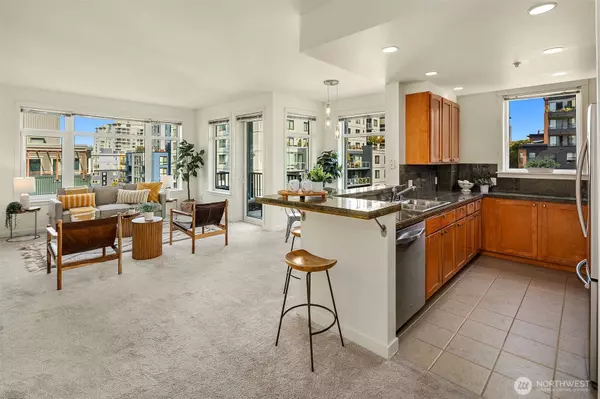 Seattle, WA 98121,2607 Western AVE #511