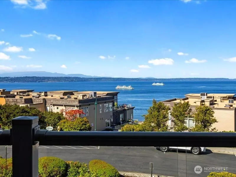 Edmonds, WA 98020,45 Pine ST #205