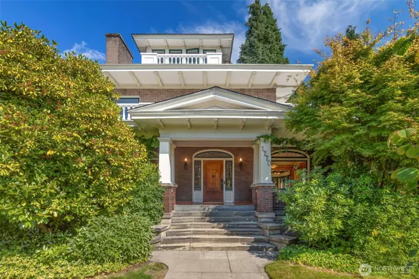 1220 10th AVE E, Seattle, WA 98102