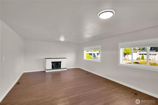 Lynnwood, WA 98037,18501 52nd AVE W #54