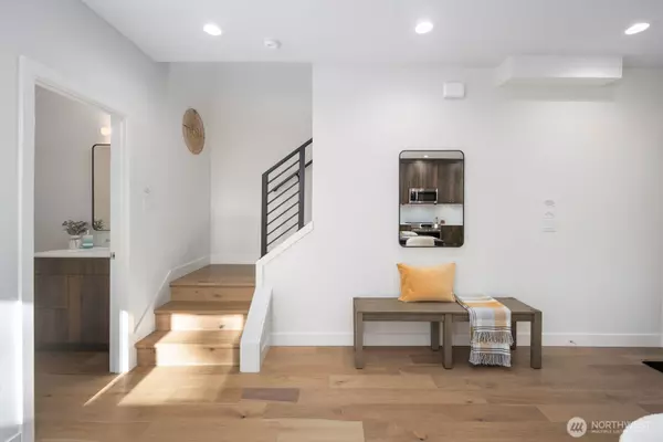 Seattle, WA 98116,2665 51st Ave SW