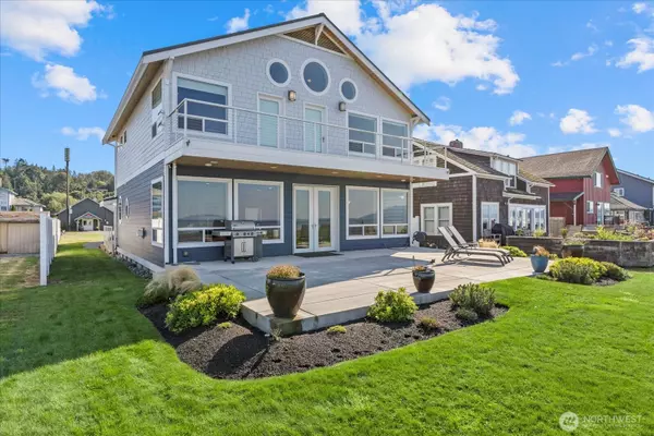 Bow, WA 98232,11295 Blue Heron RD