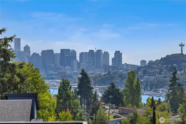 Seattle, WA 98103,3852 Carr PL N