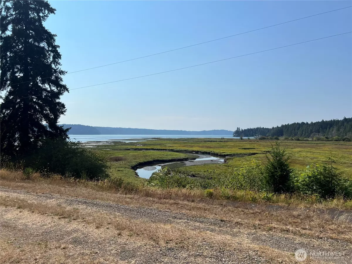Brinnon, WA 98320,309881 Highway 101