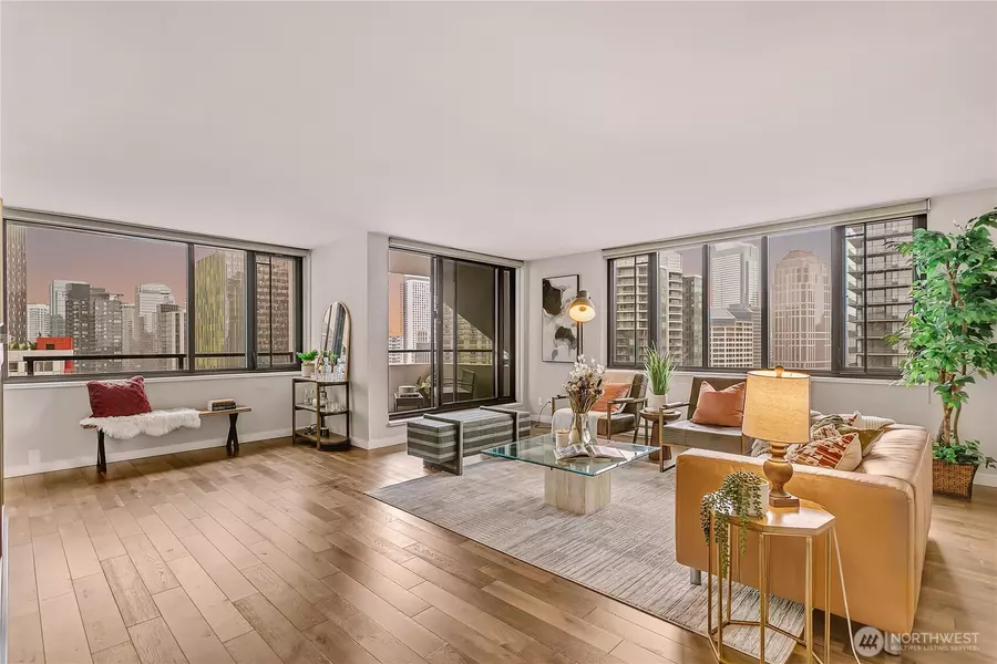 2100 3rd AVE #2606, Seattle, WA 98121