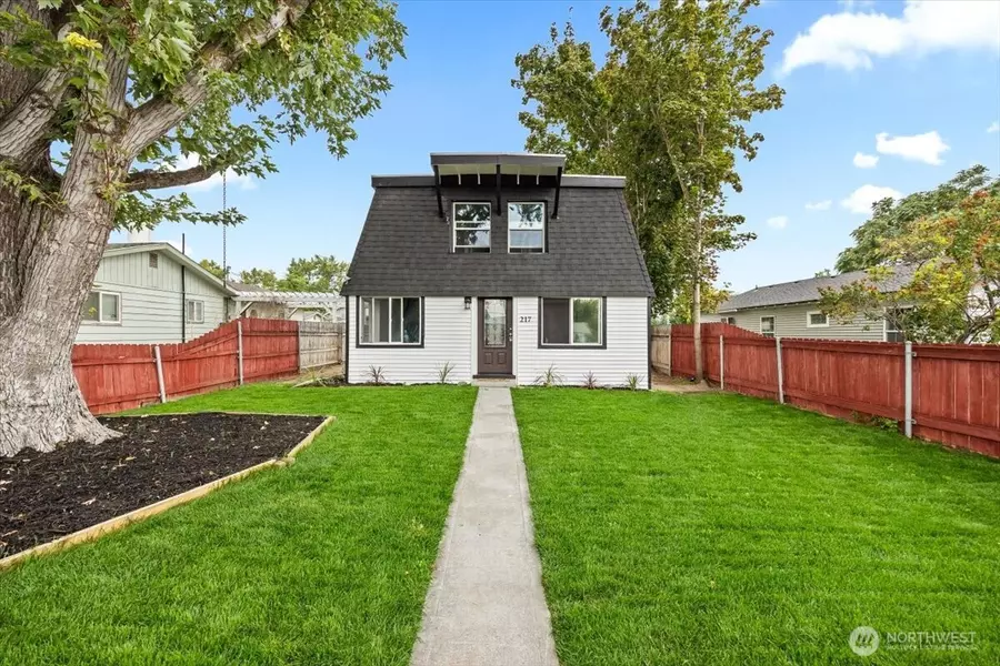 217 Birch ST, Burbank, WA 99323