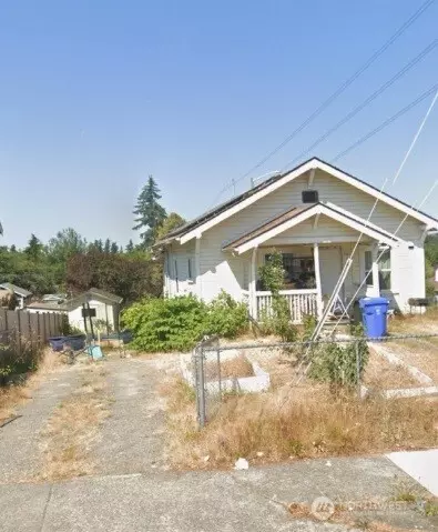 8402 Yakima AVE, Tacoma, WA 98444