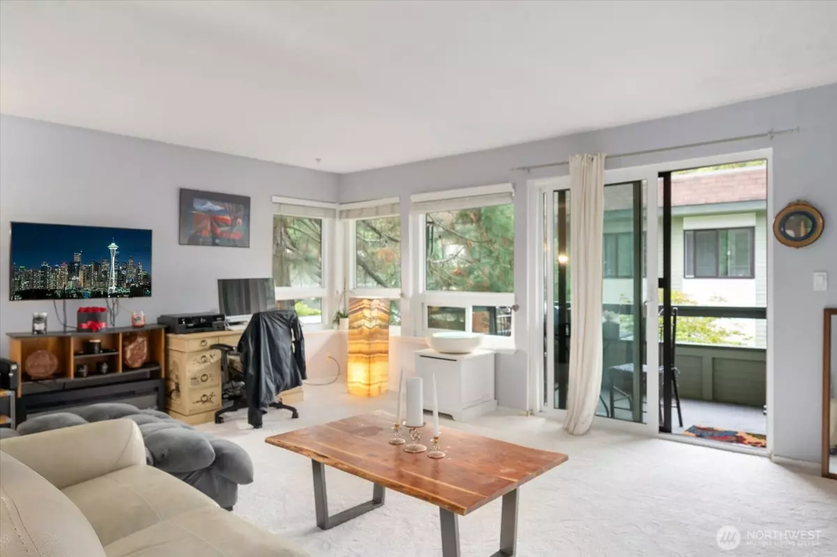 Shoreline, WA 98177,18906 8th AVE NW #313