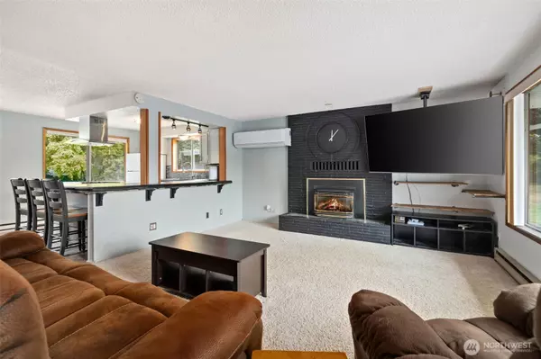 Sequim, WA 98382,265 Cays RD