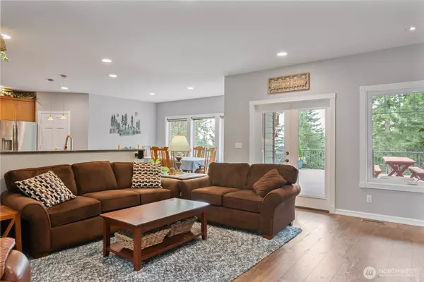 Onalaska, WA 98570,173 Smokey Ridge RD