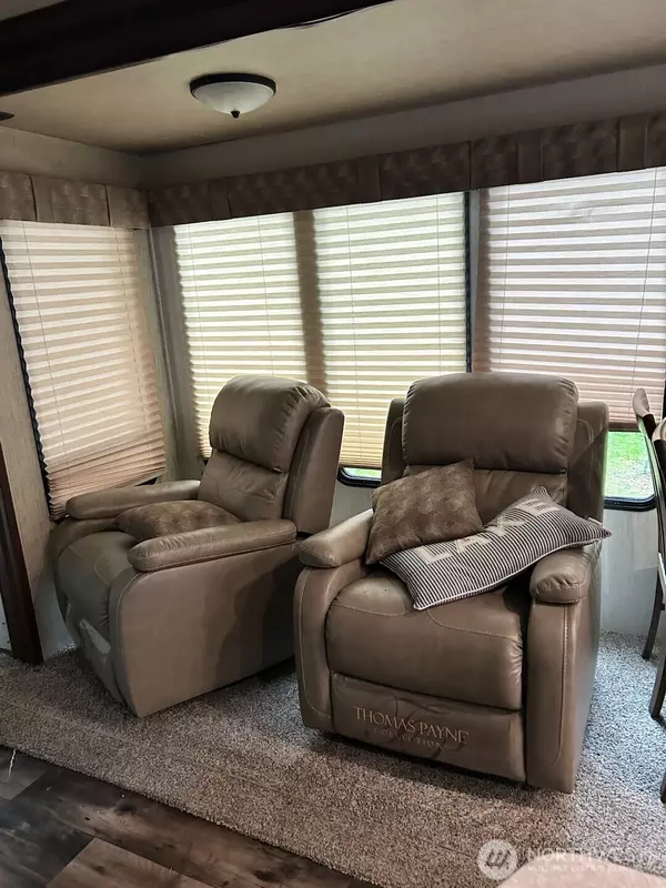 Hoodsport, WA 98548,141 N Duckabush DR N