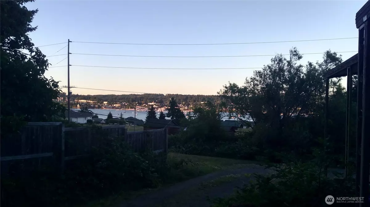Poulsbo, WA 98370,17711 Viking WAY SW