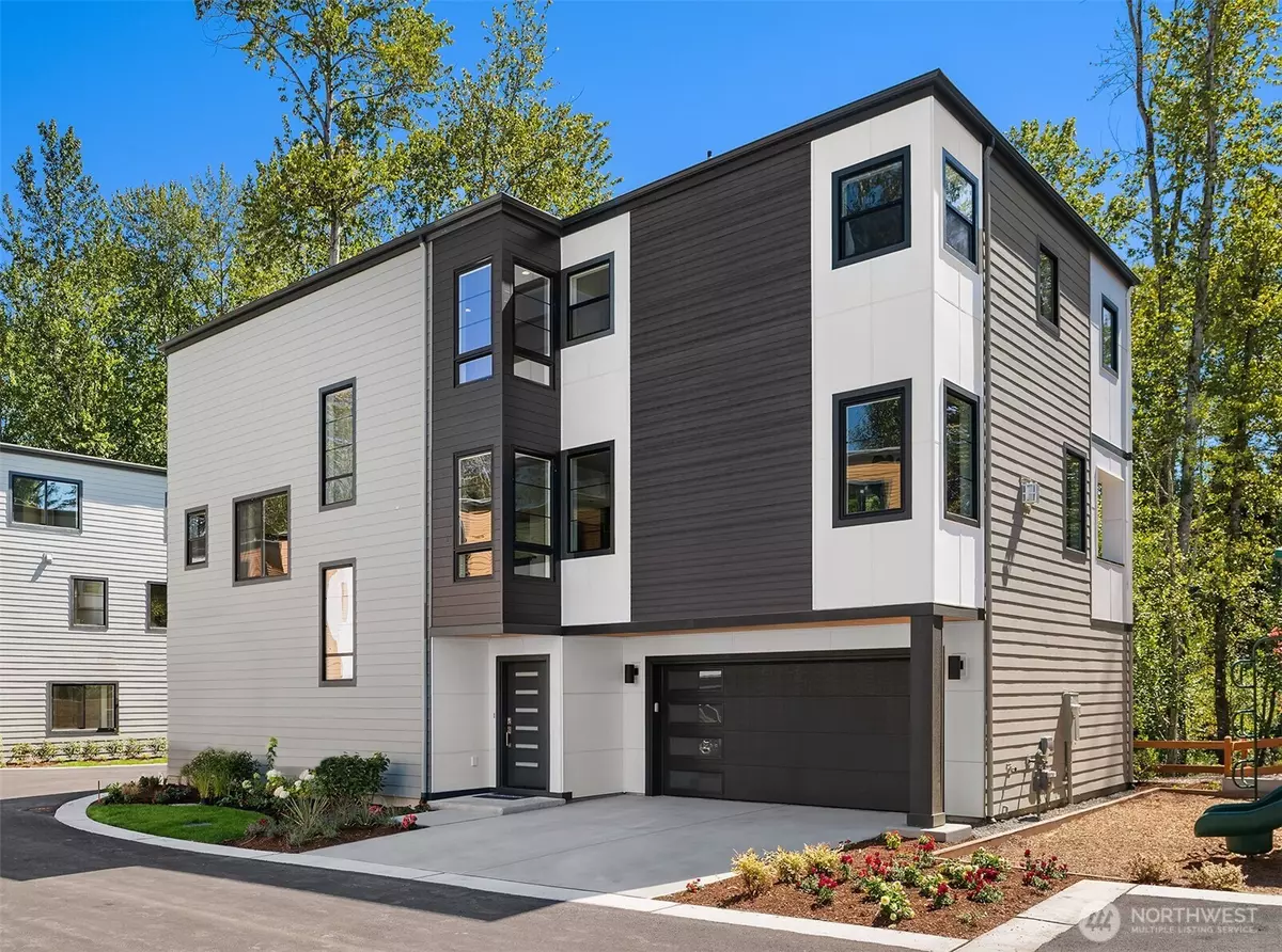Bellevue, WA 98007,14859 Site 9 NE 2nd CT