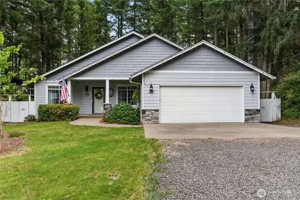 30 E Ballycastle WAY, Shelton, WA 98584