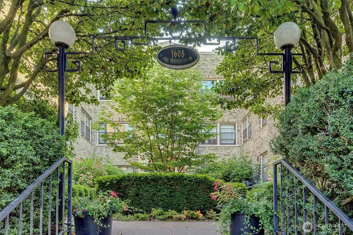 Seattle, WA 98122,1605 E Olive ST #303