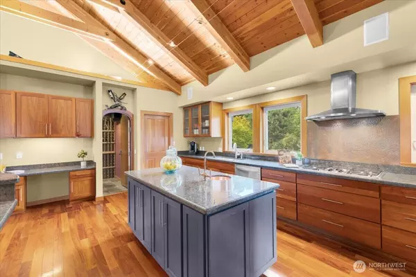 Woodinville, WA 98072,16704 162nd AVE NE