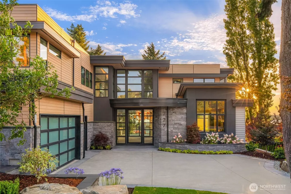 Kirkland, WA 98033,727 2nd ST S