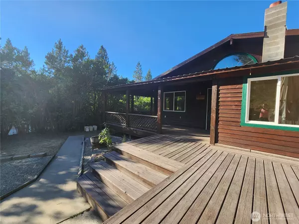 Kettle Falls, WA 99141,1612 Rickey Canyon RD