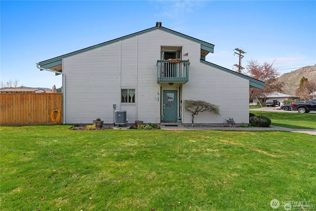 Wenatchee, WA 98801,107 S Schafer ST #8A