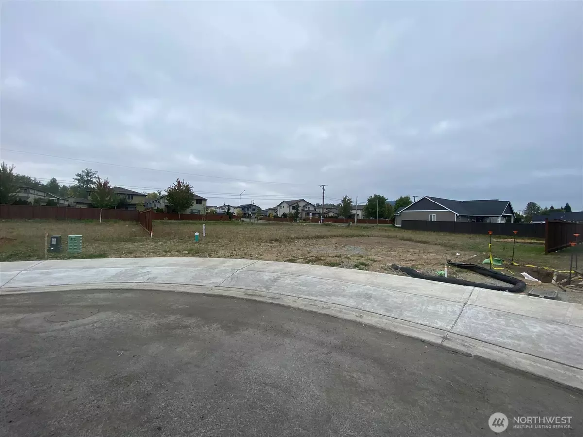 Buckley, WA 98321,1496 PECHEOS AVE