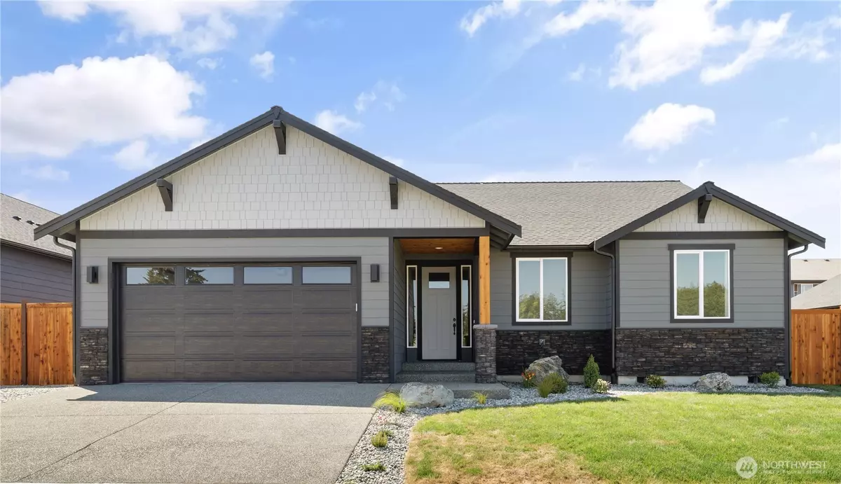 Oak Harbor, WA 98277,825 NW Shire ST