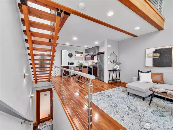 Seattle, WA 98106,9065 17th AVE SW