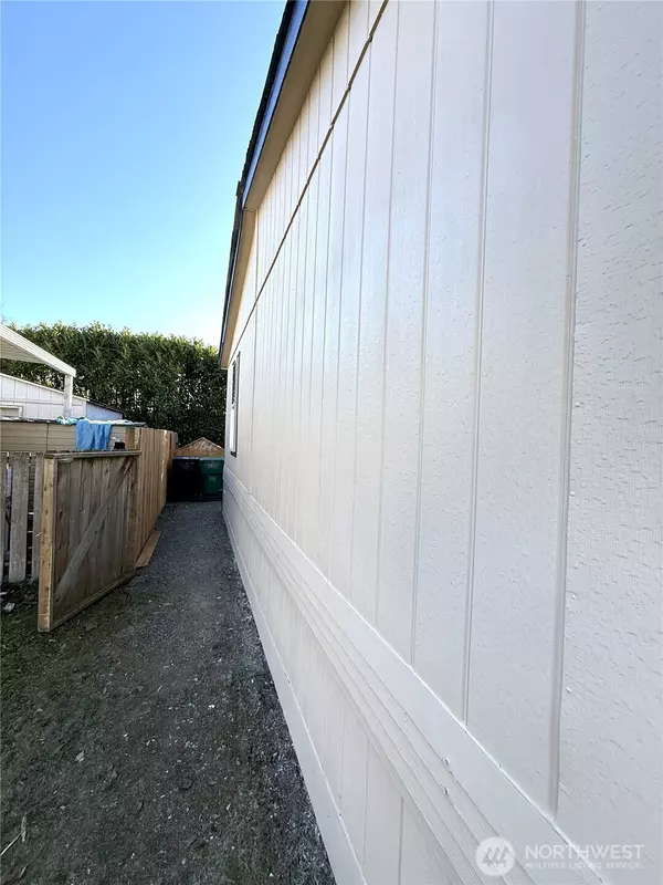 Enumclaw, WA 98022,525 Grand Fir DR
