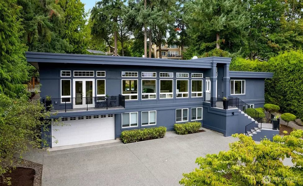 6145 93rd AVE SE, Mercer Island, WA 98040