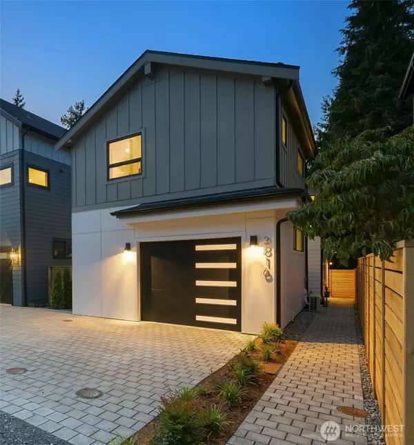 3816 NE 89th ST, Seattle, WA 98115