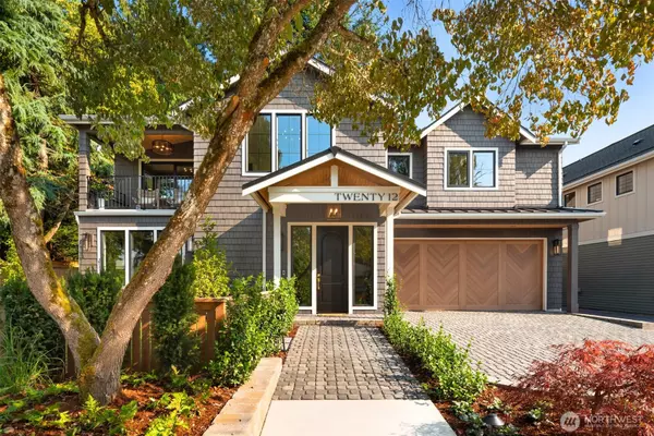 2012 9th ST W, Kirkland, WA 98033