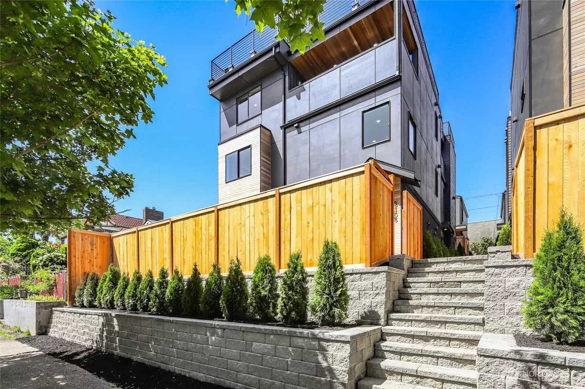 Seattle, WA 98106,8105 18th AVE SW