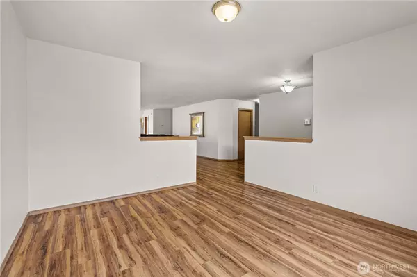 Orting, WA 98360,109 Weaver ST NE