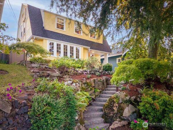 2569 4th AVE W, Seattle, WA 98119